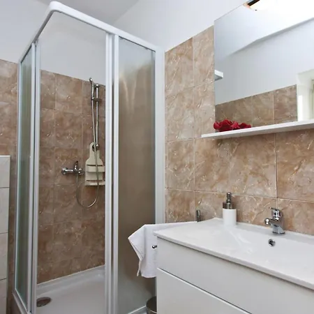 Holiday home 2 Bedroom Amazing In Rovinj