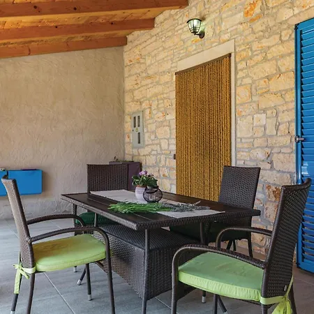 2 Bedroom Amazing In * Rovinj